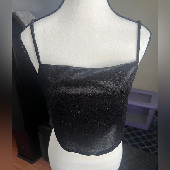 Black Velvet Crop Top with Tie Back - Picture 3 of 6